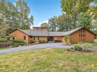 155 Candlewood Rd, Stratford, CT 06614