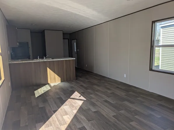402 E Hector Ave #7, Arma, KS 66712