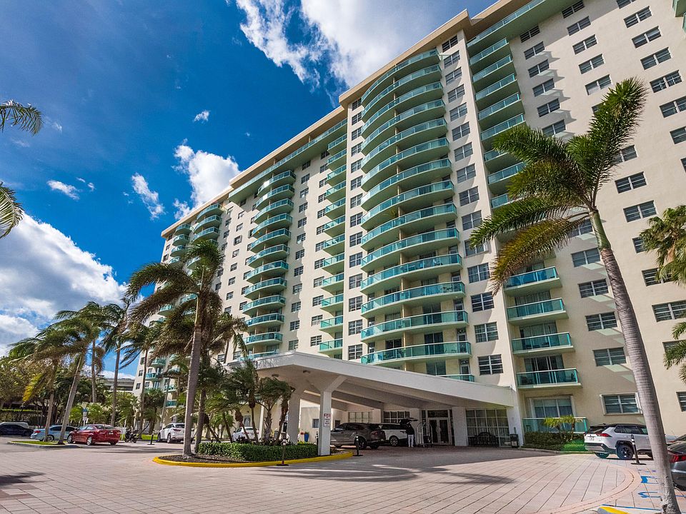 Discover the Allure of 19390 Collins Ave, Sunny Isles Beach, FL 33160