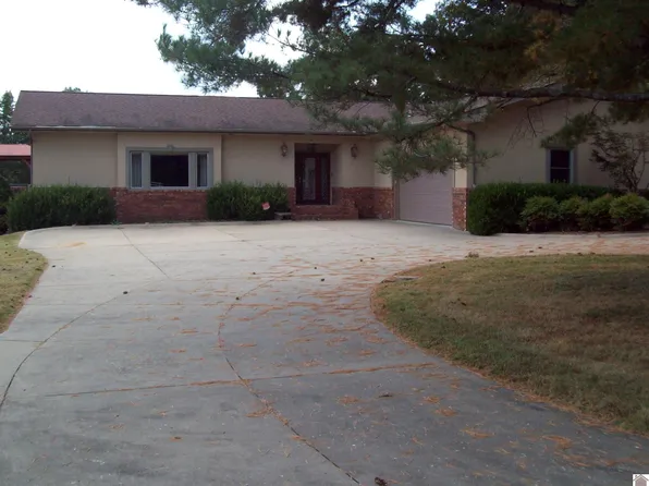 550 Pioneer Ln, Calvert City, KY 42029