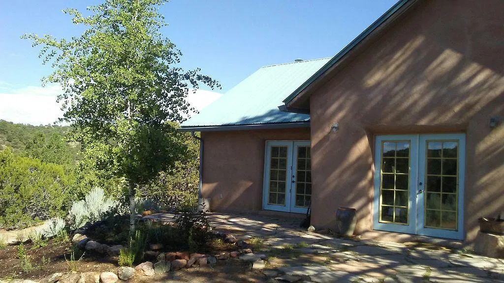 57 Hidden Valley Rd — Photo 1