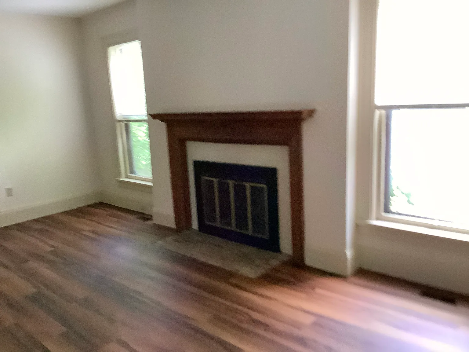 3 bed, 2000 sqft, $3,000 — Photo 3