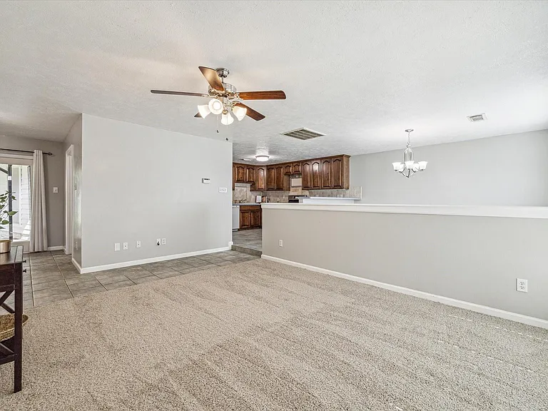 3613 Lazy Spring Dr — Photo 4