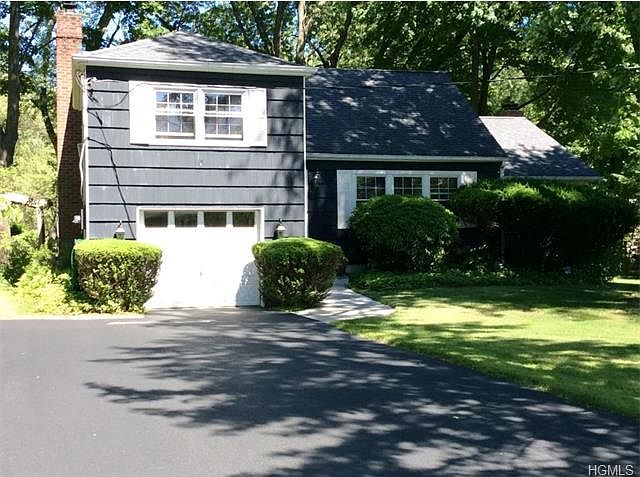 1st image of 2928 Meadowcrest Dr