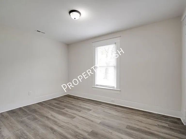 3818 Chandler Ave — Photo 14