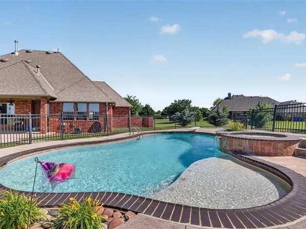 22811 Cedar Ridge Rd, Edmond, OK 73025