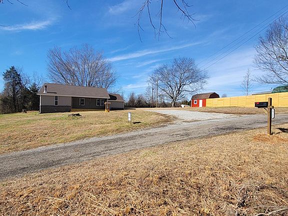 2nd image of 1711 Haire Rd