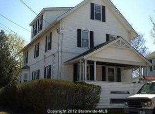 92 5th St, East Providence, RI 02914