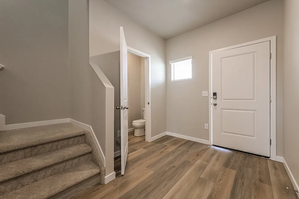 3 bed, 2.5 bath, 1763 sqft, $2,735 — Photo 4