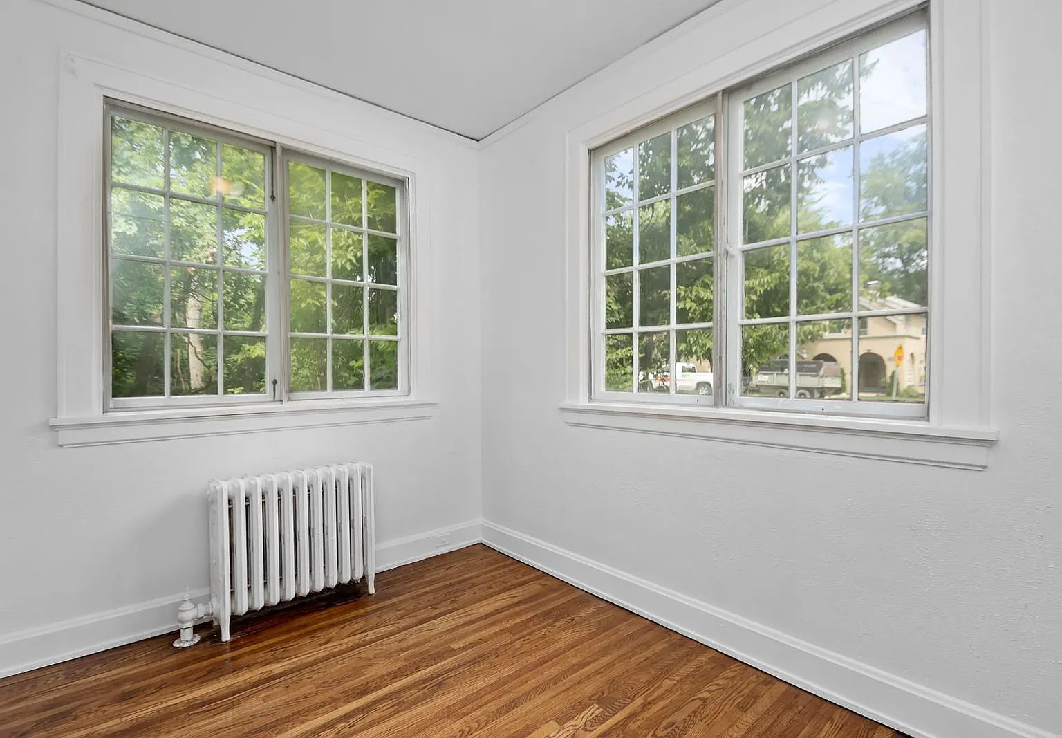 1 bed, 1.0 bath, 780 sqft, $1,225 — Photo 3