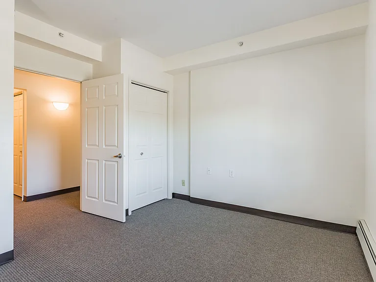 Medford Landing Apartments — Photo 14