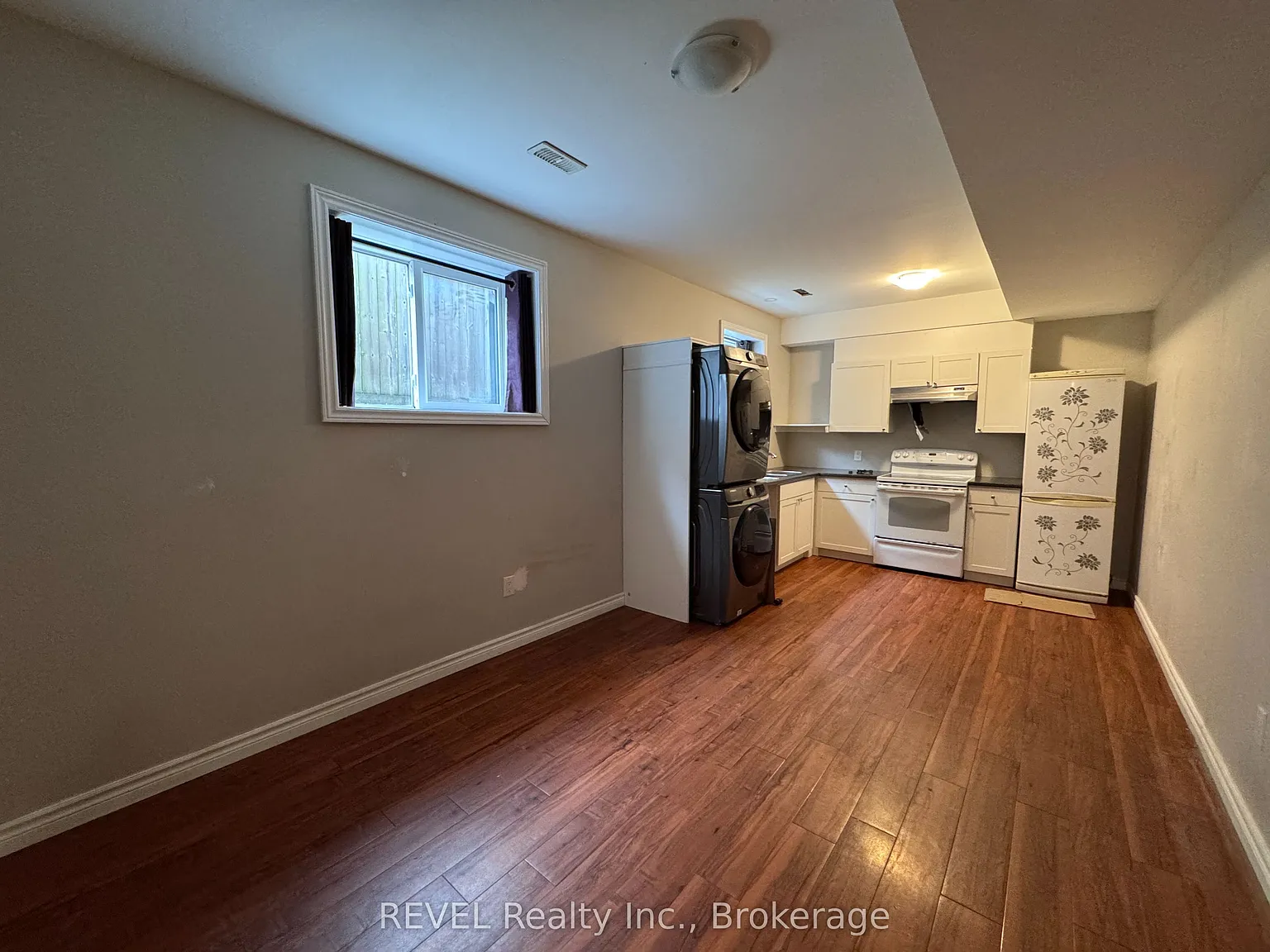 2 bed, $1,950 — Photo 3