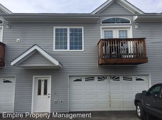 2665 Bald Eagle Ct UNIT B, North Pole, AK 99705