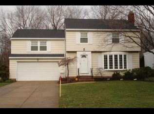 5289 Marian Dr, Lyndhurst, OH