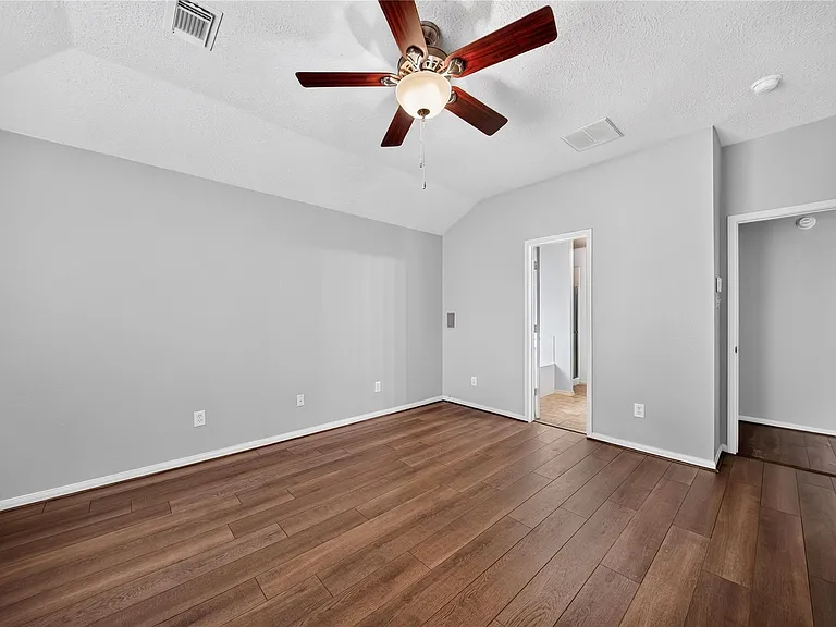 20515 Spring Bluff Ln — Photo 17