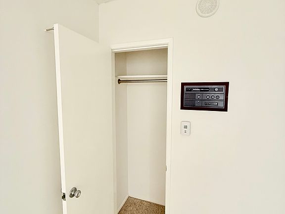 3rd image of 1226 McClellan Dr #3