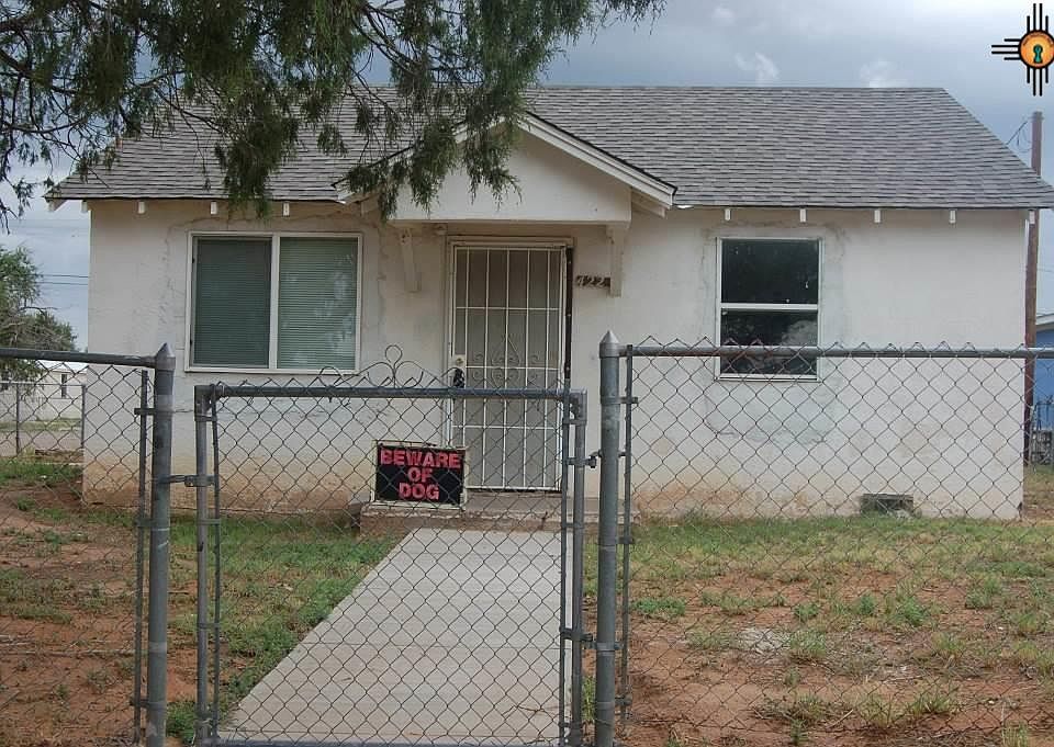 1st image of 422 N Avenue B