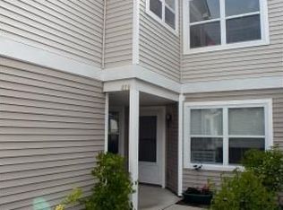 629 Fieldstone Cir W, Chelsea, MI