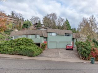 3733 University St, Eugene, OR 97405
