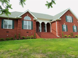 105 Rivercrest Ln, Castalian Springs, TN 37031
