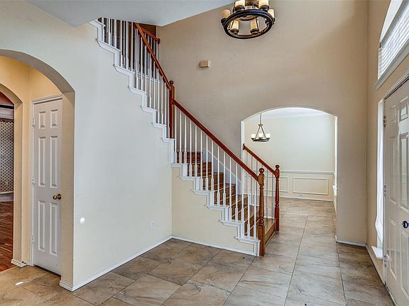 2nd image of 103 Glenwood Dr