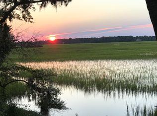 28 Jonesville Rd, Hilton Head Island, SC 29926