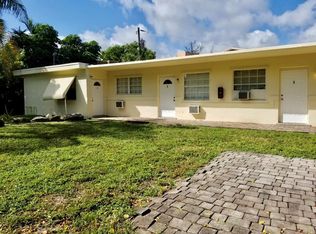 898 SE 2nd Pl, Deerfield Beach, FL 33441