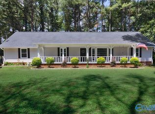 111 Lo Ann Ln, Huntsville, AL 35811