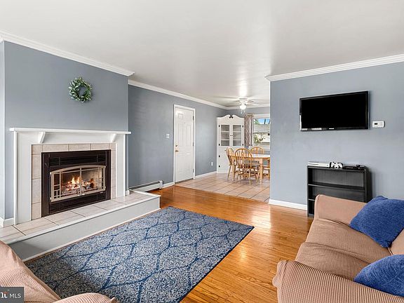 5th image of 1444 Glen Moore Cir