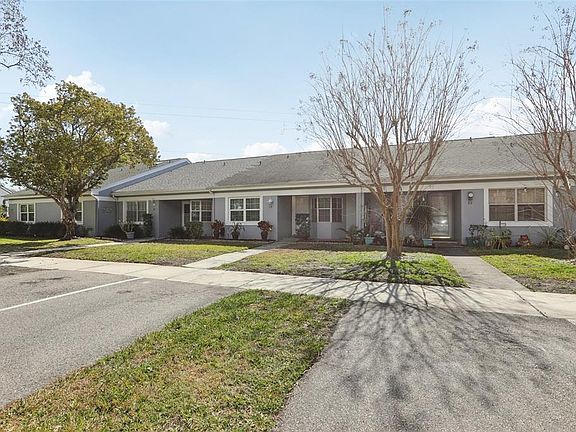 3rd image of 28 Brigton Ct