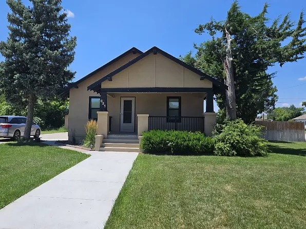 621 Glick St, Tribune, KS 67879