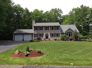 19 Wood Dr, Mendon, MA 01756