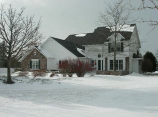 3525 Fayette Ln, Green Bay, WI 54311