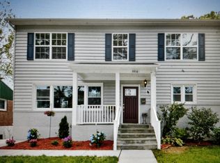 9938 Mayfield Dr, Bethesda, MD 20817