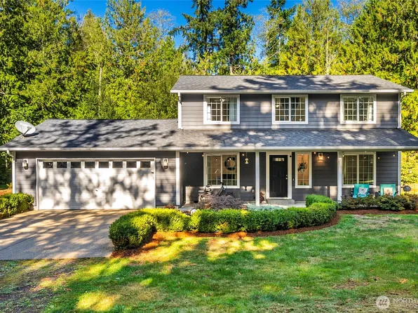 8132 NE Yeti Lane, Bainbridge Island, WA 98110