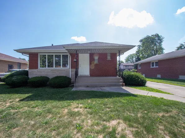 8113 Euclid Ave, Munster, IN 46321