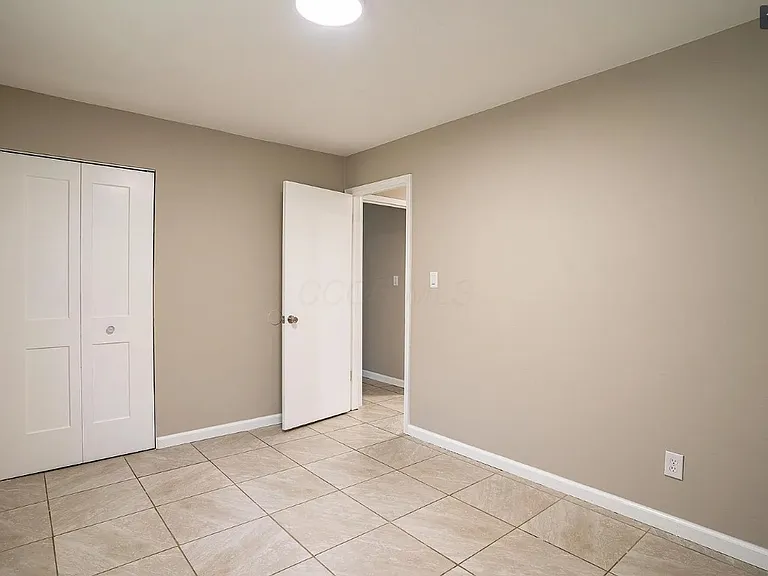 2364 Brentnell Blvd — Photo 13