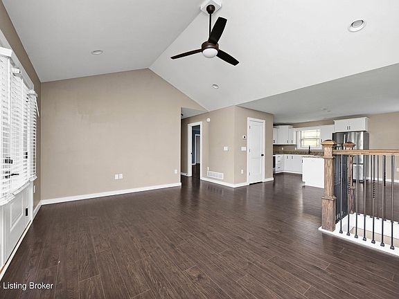 3rd image of 369 Meadowview Dr