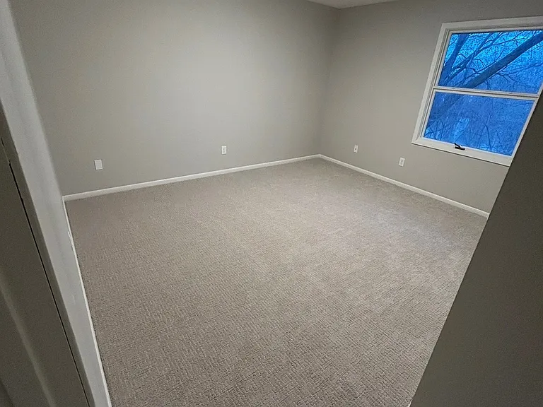5565 Shorewood Ln #5565 — Photo 3