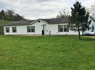 63603 Frankfort Rd, Salesville, OH 43778