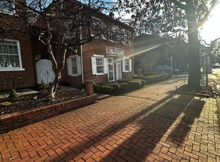 635 S Front St, Harrisburg, PA 17104