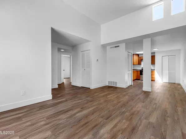 1029 Baywood Dr APT D, Sparks, NV 89434