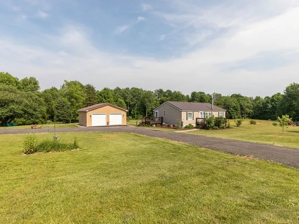 134 Hanley Rd, Hannibal, NY 13074