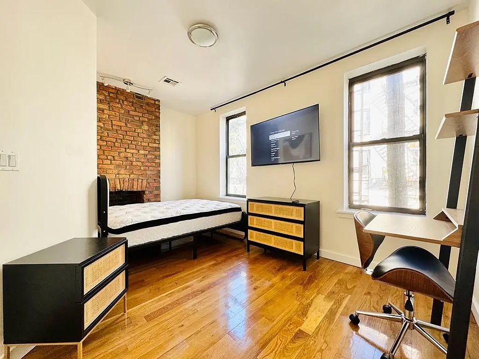 1st image of 143 N 8th St #1B