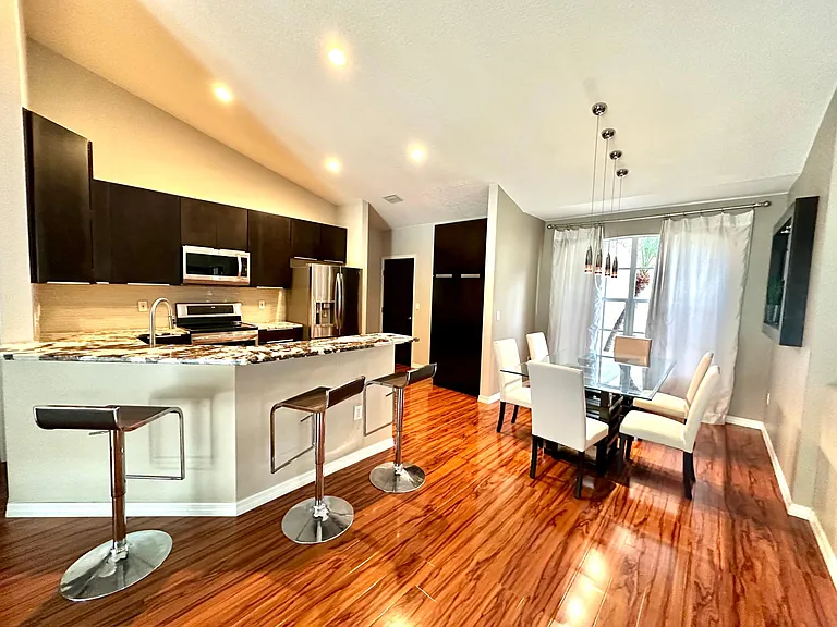 2227 Misty Ct — Photo 9