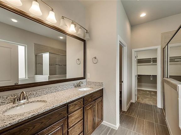 3rd image of 1145 Indigo Ln