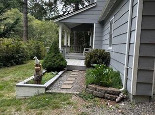 96135 Brookside Dr, Brookings, OR 97415