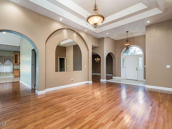 4th image of 105 Highland Gate Dr