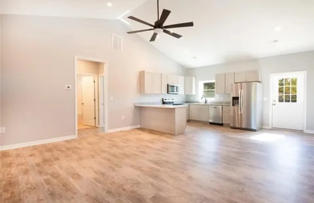 2704 Gilliam Rd — Photo 3