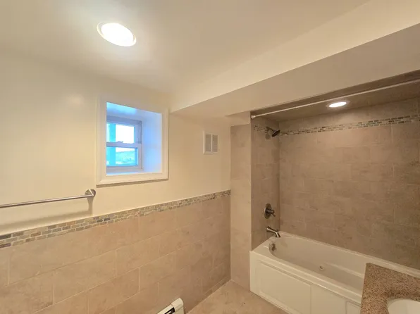 599 18th Street image 10 of 11